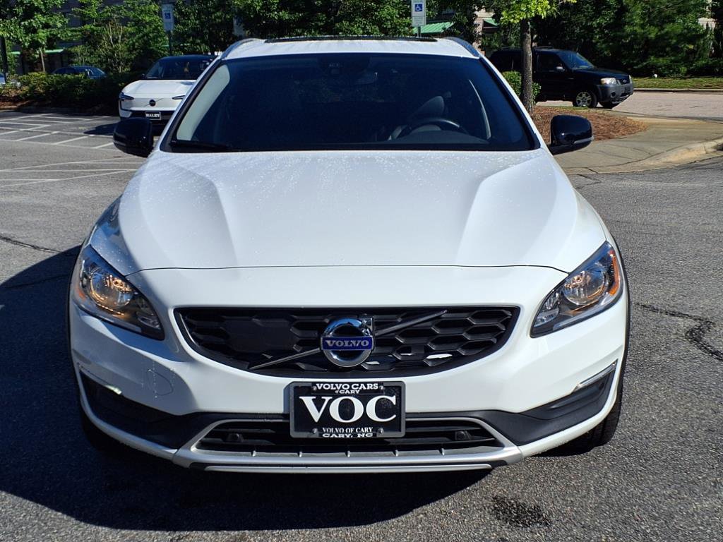 Used 2018 Volvo V60 T5 Cross Country w/ Convenience Package image 10