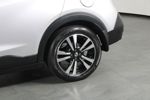 Certified 2019 Nissan Kicks SV FWD image 15