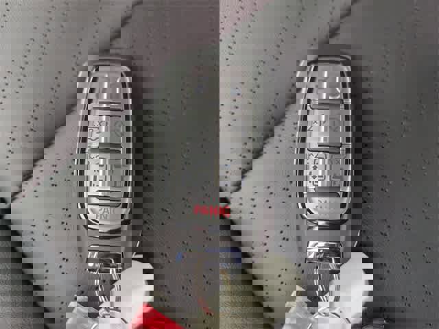 New 2026 Chrysler Pacifica Select w/ S Appearance Package image 34