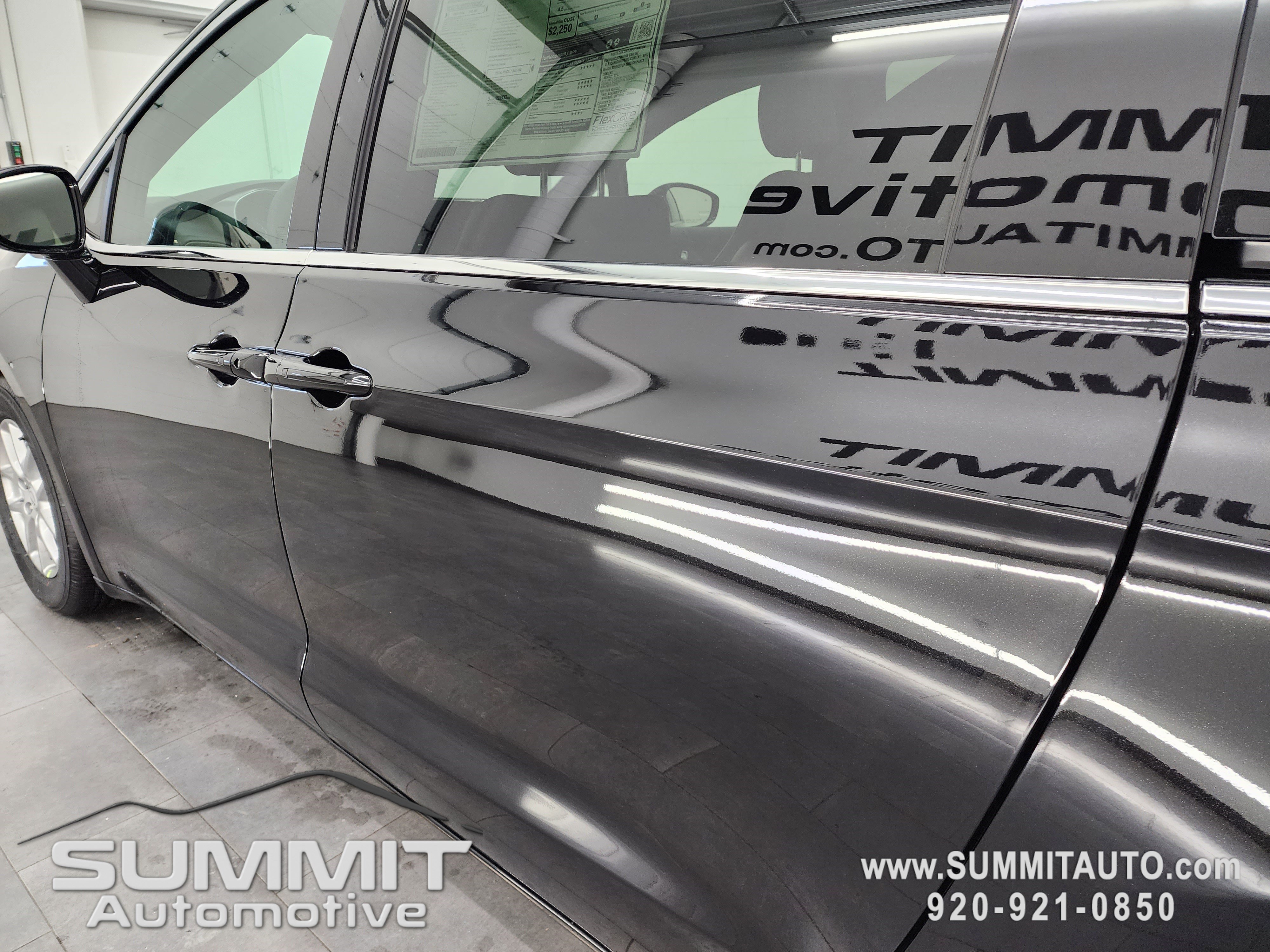 New 2026 Chrysler Voyager LX image 31