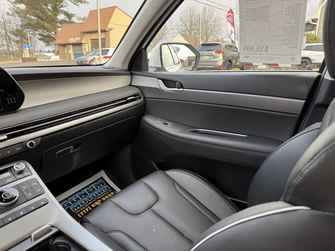 Used 2023 Hyundai Palisade SEL image 25