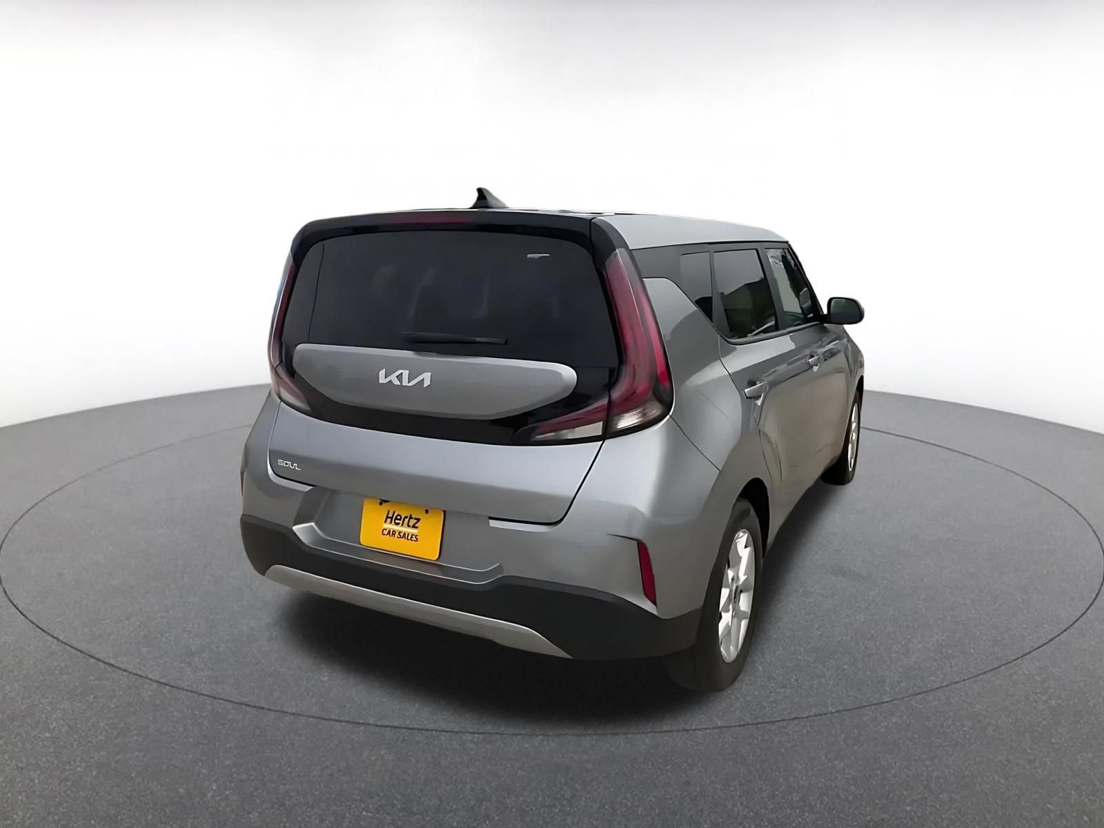 Used 2024 Kia Soul LX w/ Option Group 015 FWD image 15