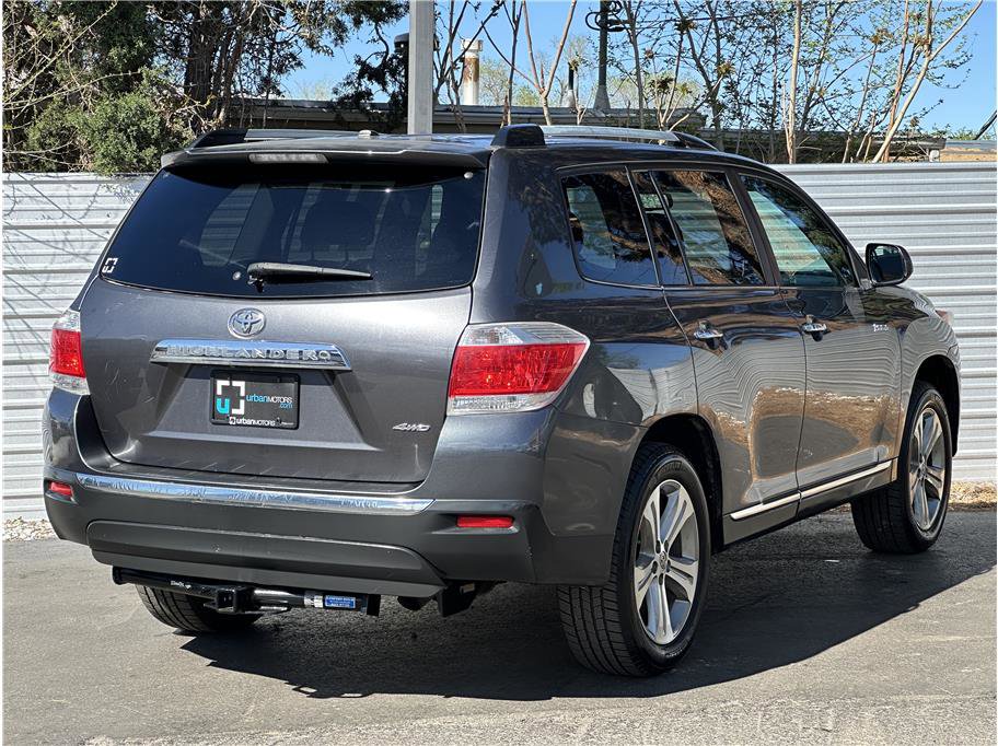 Used 2012 Toyota Highlander Limited image 10