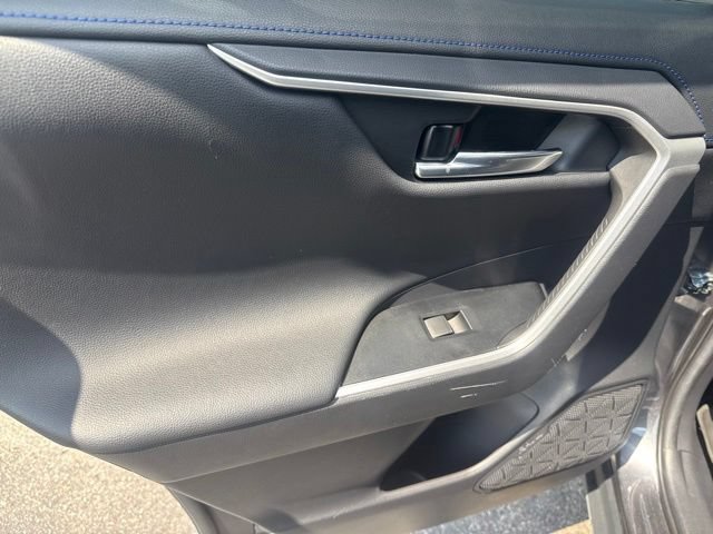 Used 2021 Toyota RAV4 XSE AWD/4WD image 21