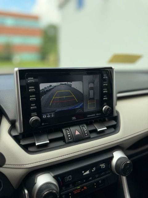 Used 2020 Toyota RAV4 Limited AWD/4WD image 13
