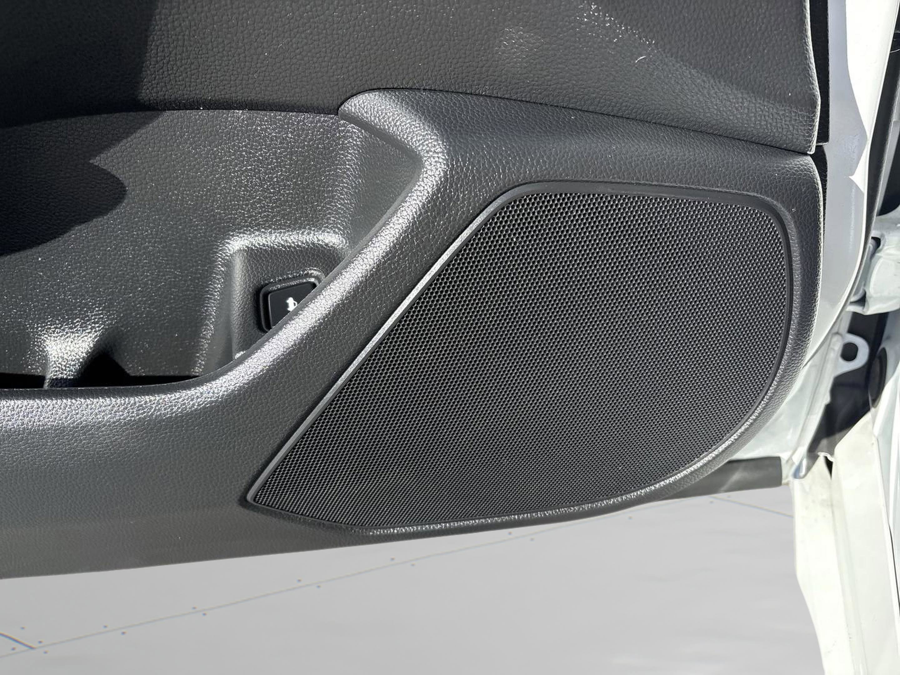 Used 2021 Honda Accord EX-L image 25