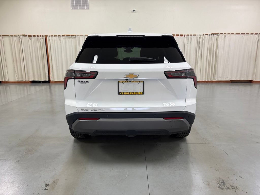Used 2026 Chevrolet Equinox LT AWD/4WD image 7