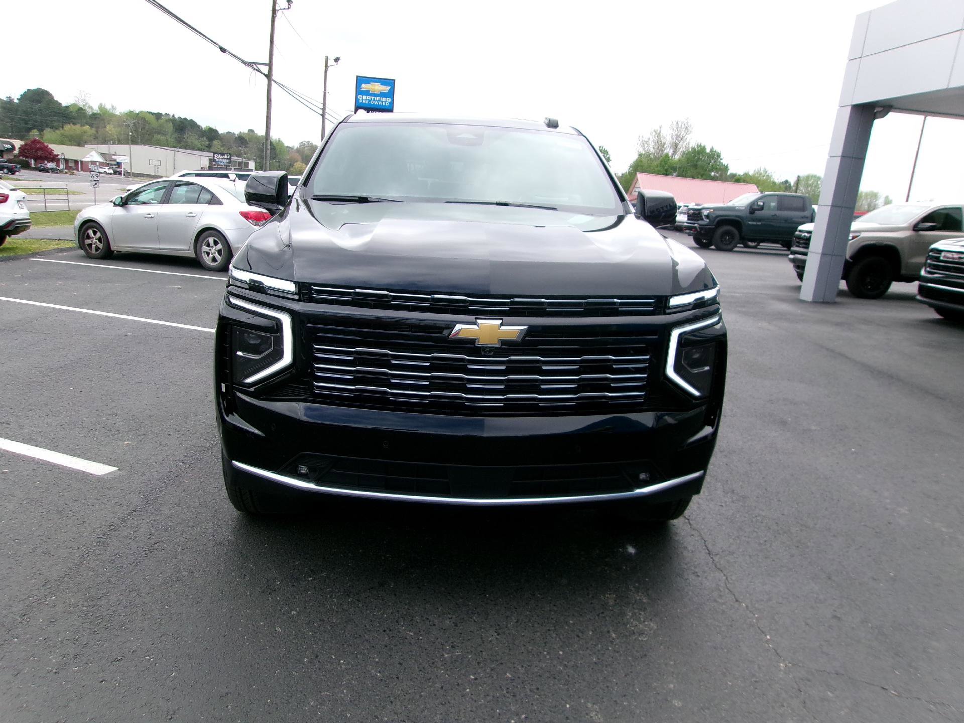 New 2026 Chevrolet Suburban High Country w/ Sun And Tow Package image 8