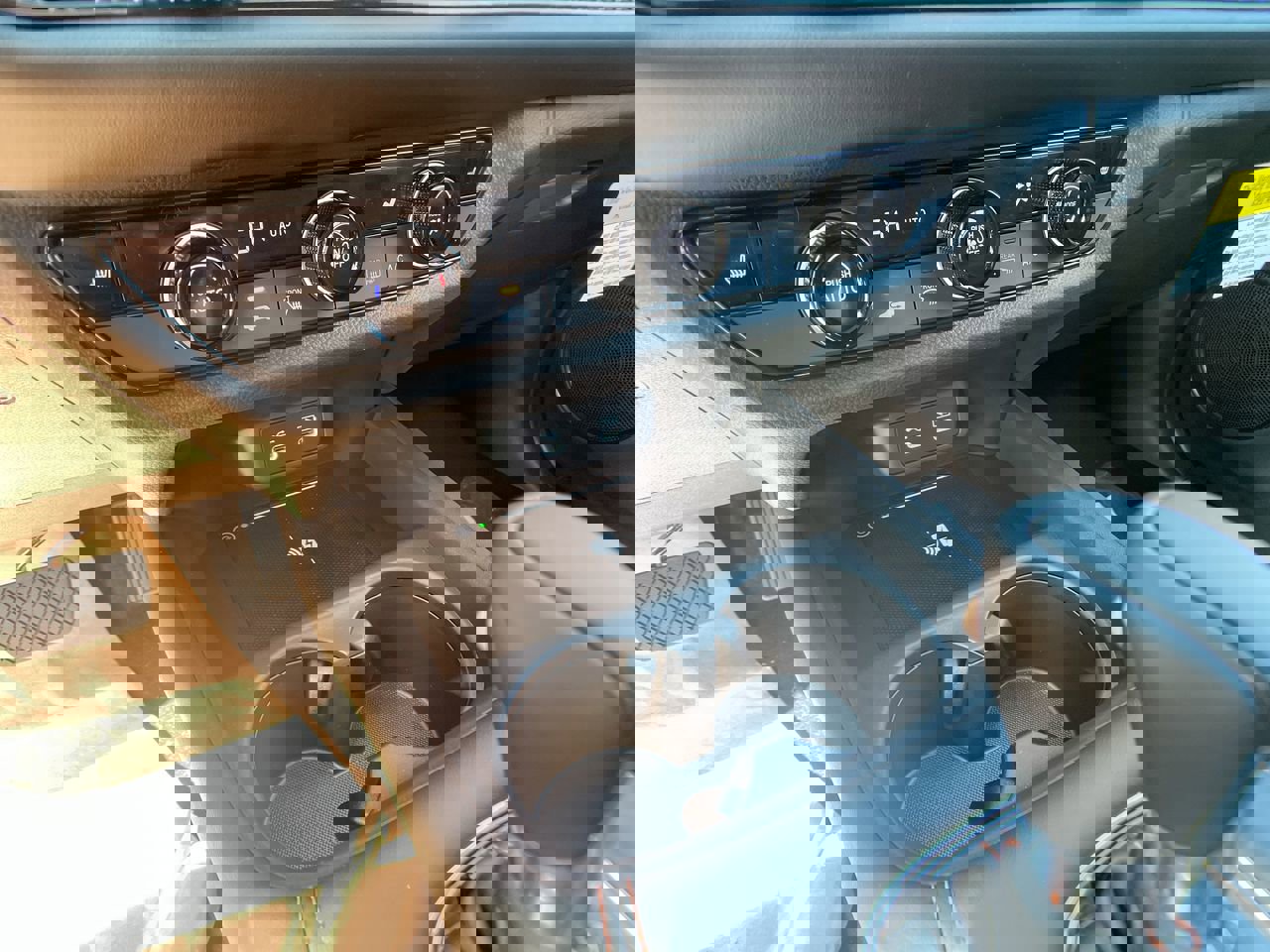 New 2026 Honda HR-V Sport image 17