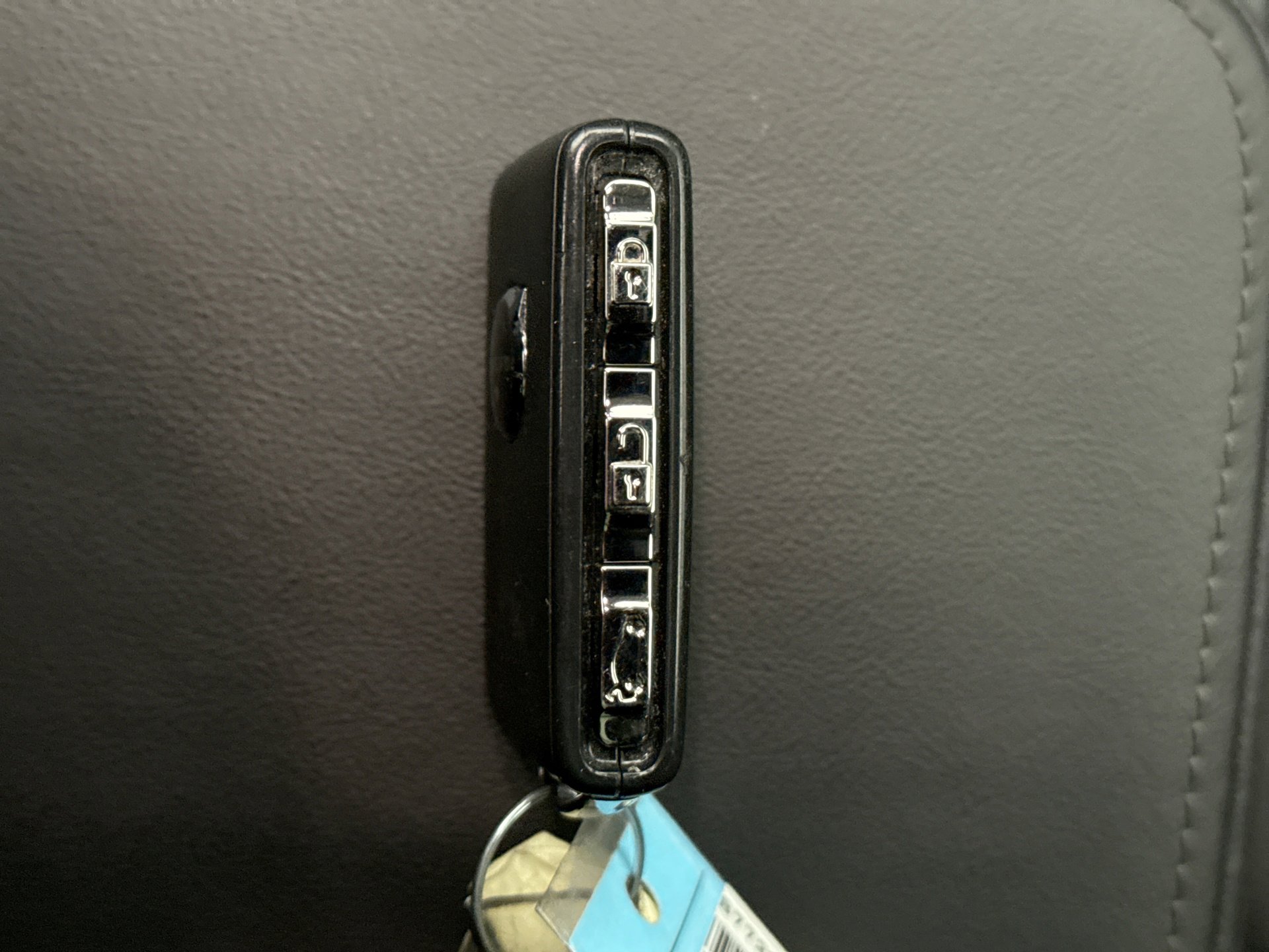 Used 2025 Volvo XC60 B5 Plus image 10