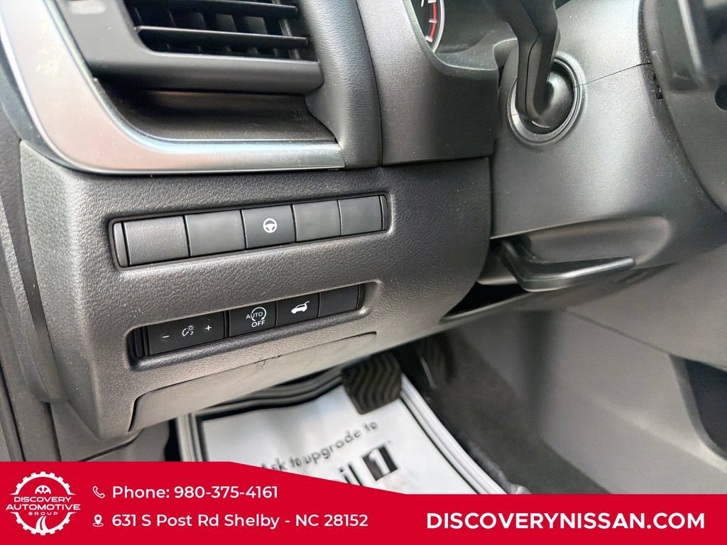 Certified 2024 Nissan Rogue SV AWD/4WD image 14