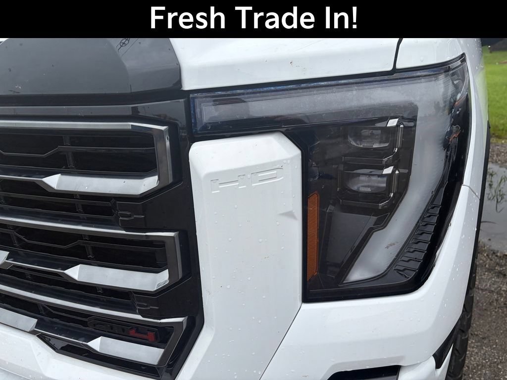 Used 2024 GMC Sierra 2500 AT4 w/ AT4 Premium Plus Package AWD/4WD image 4