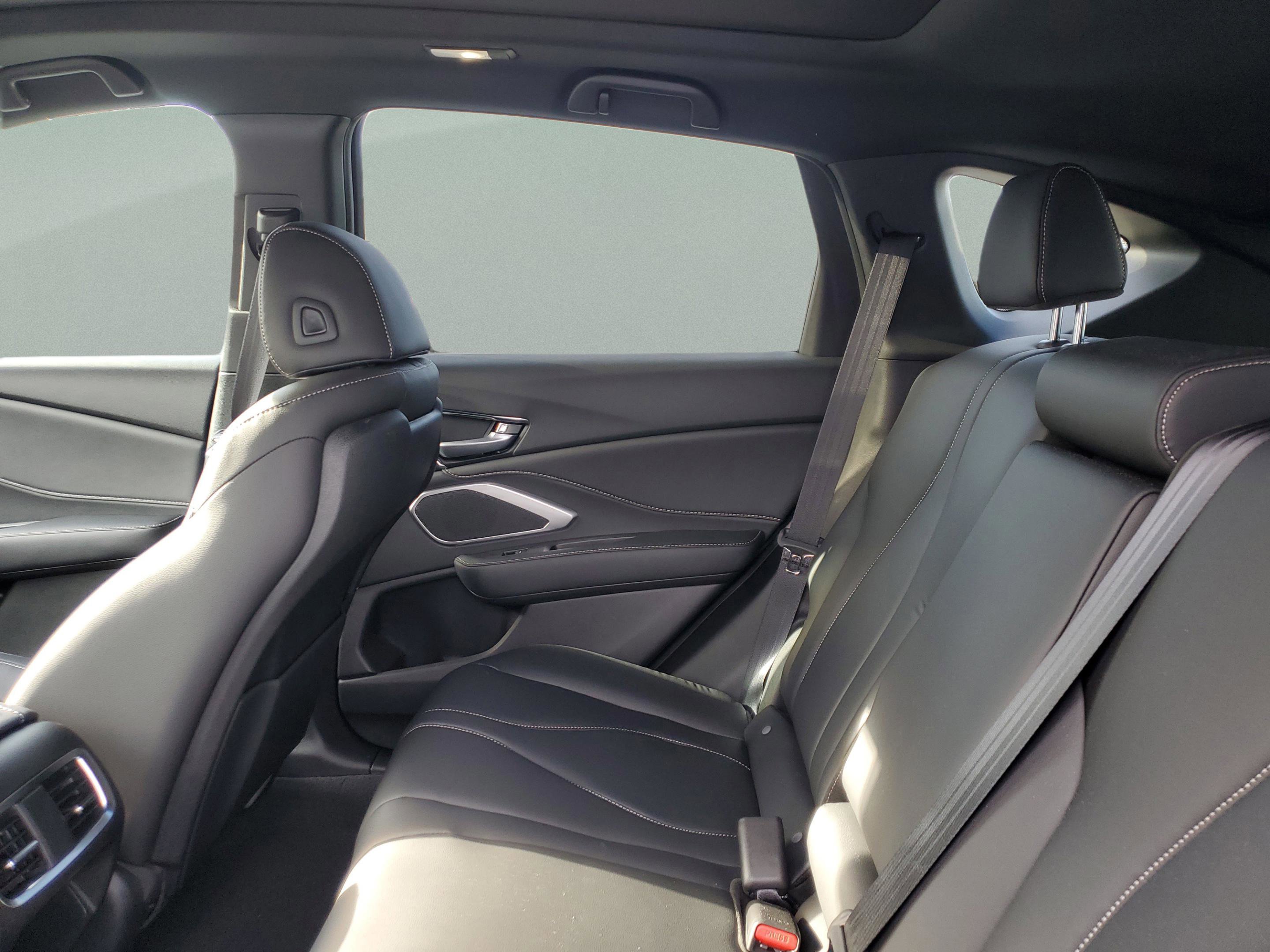 New 2026 Acura RDX SH-AWD image 9