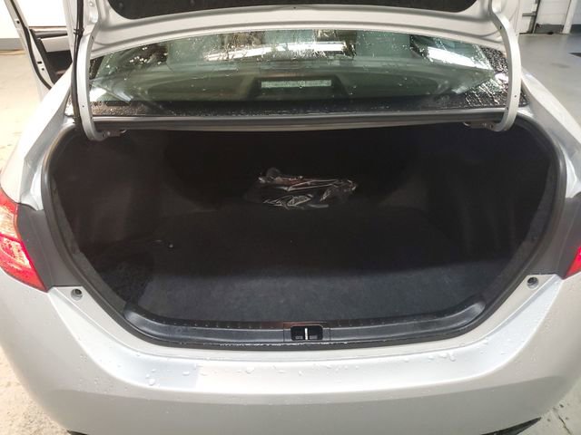 Used 2019 Toyota Corolla LE FWD image 24