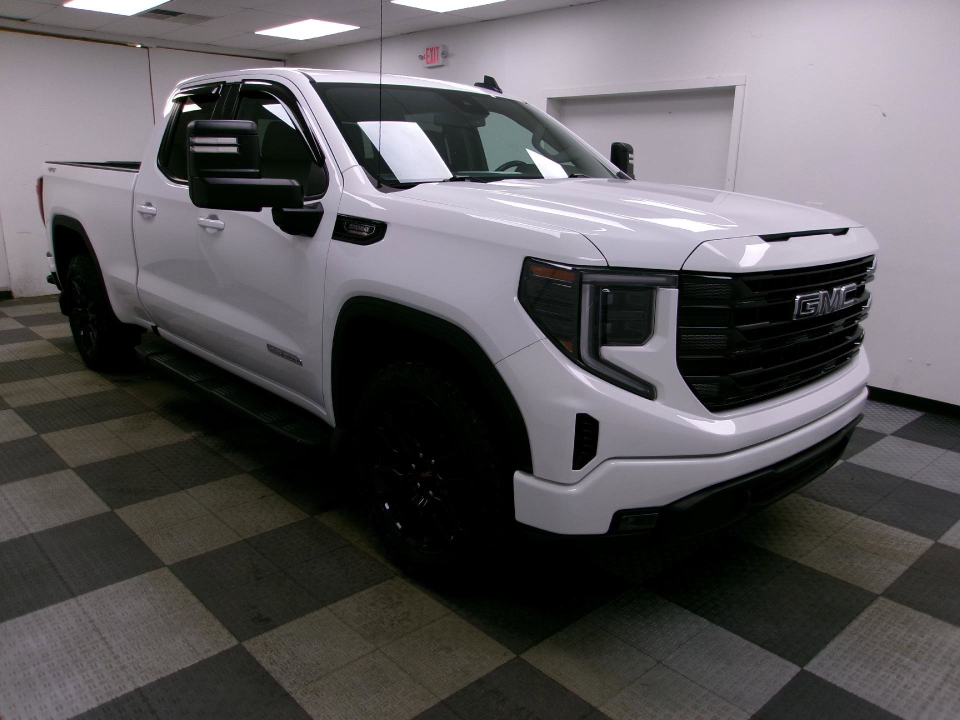 Certified 2023 GMC Sierra 1500 Elevation w/ Preferred Package image 14