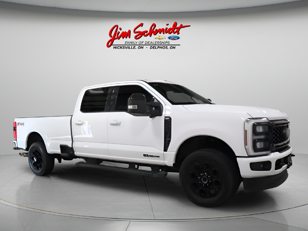 Used 2025 Ford F250 Lariat w/ Black Appearance Package AWD/4WD image 2
