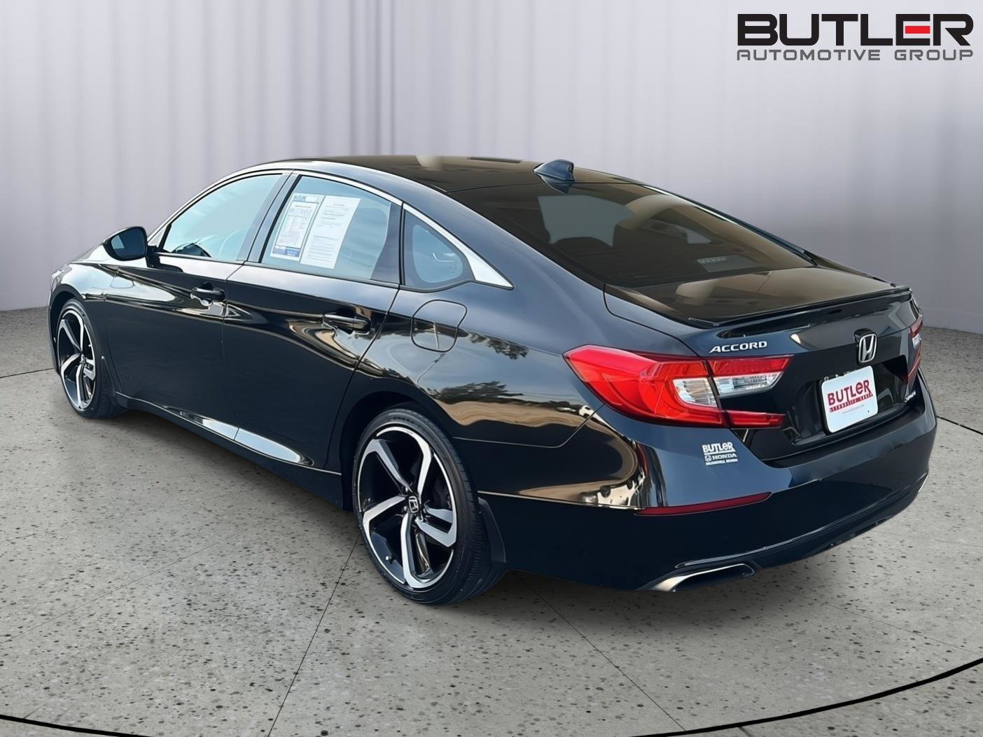 Used 2019 Honda Accord Sport image 4