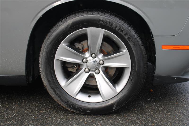 Used 2018 Dodge Challenger SXT image 21