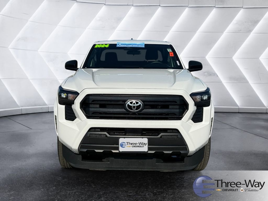 Used 2024 Toyota Tacoma SR image 8