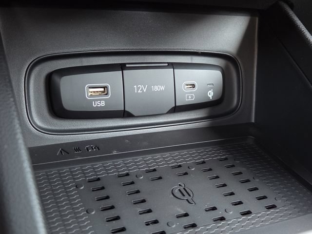 New 2026 Hyundai Venue SEL FWD image 15