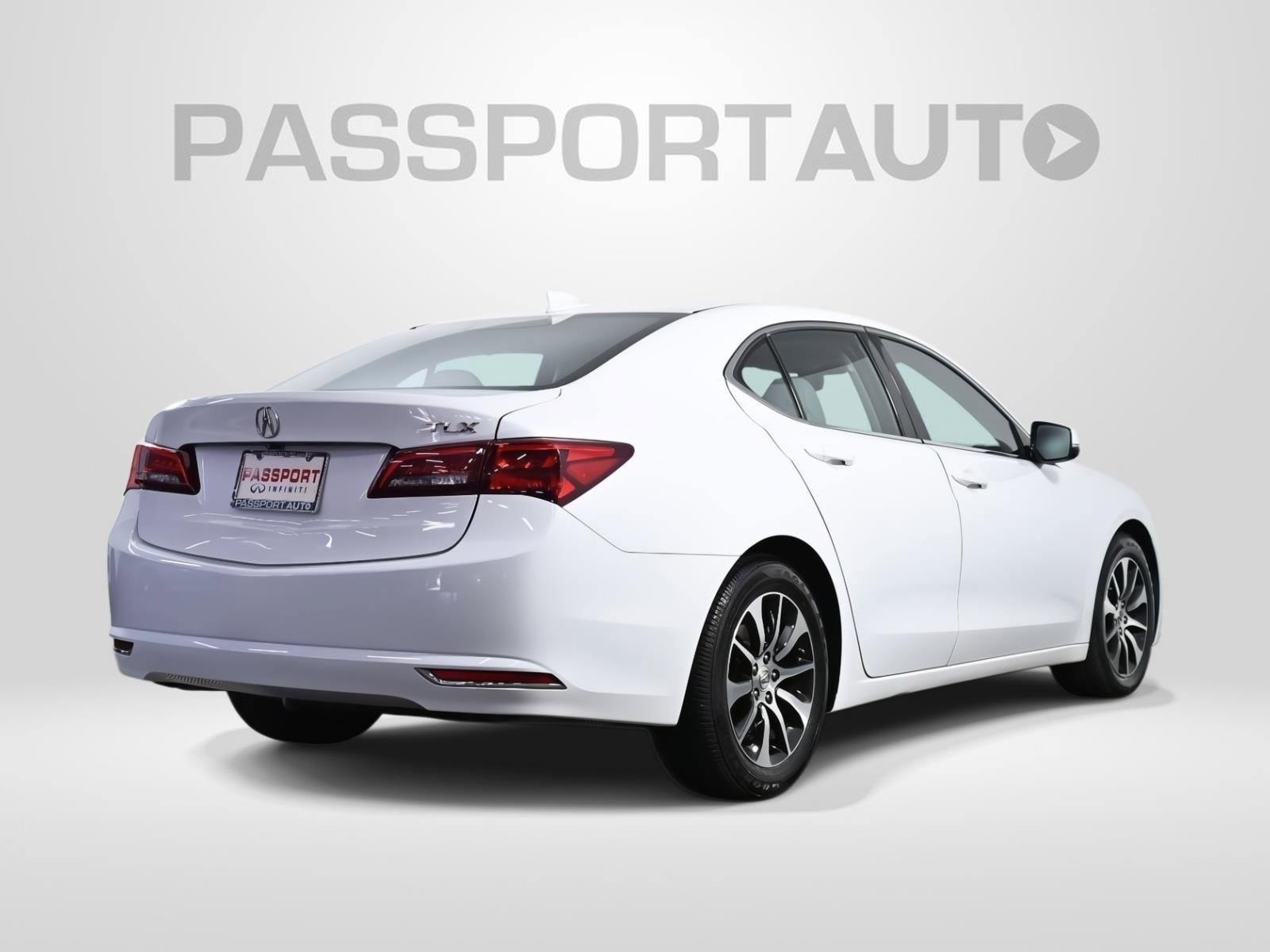Used 2015 Acura TLX w/ Technology Package image 8