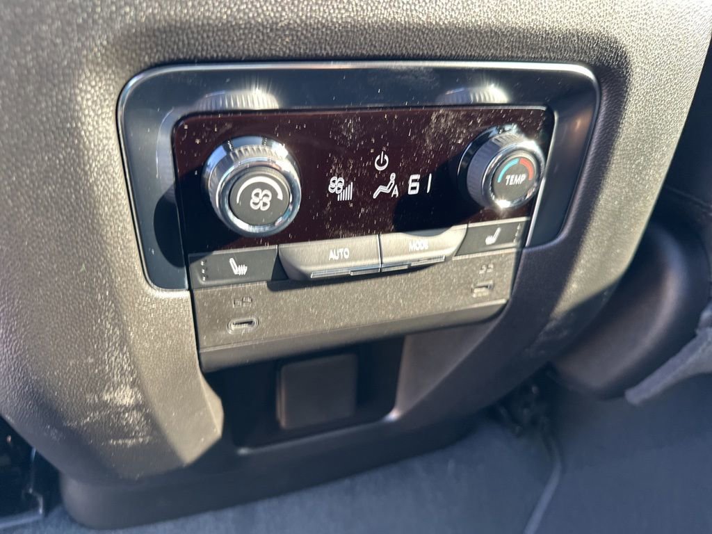 New 2025 Chevrolet Tahoe Premier w/ Sun And Tow Package image 32