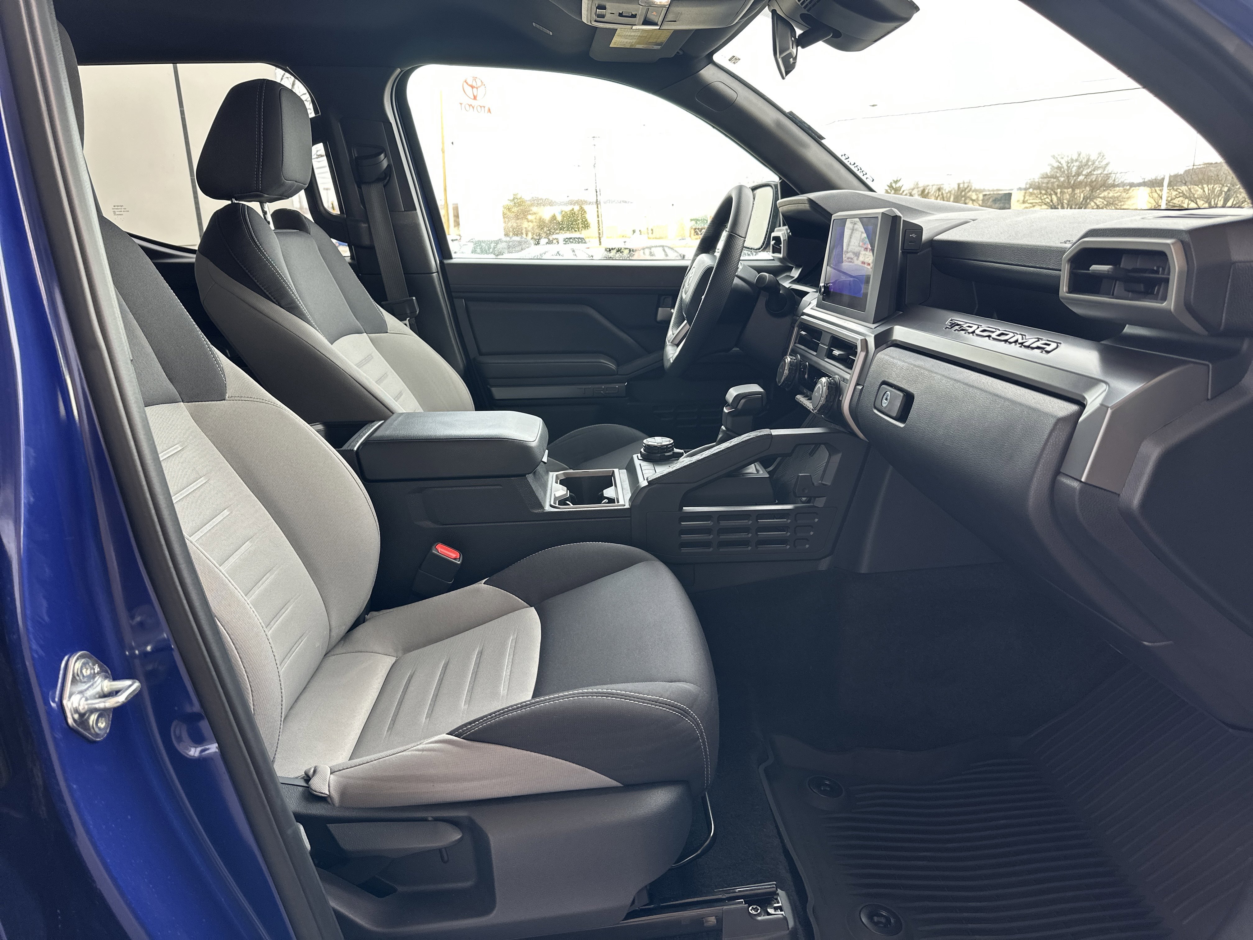 Certified 2025 Toyota Tacoma TRD Off-Road image 13