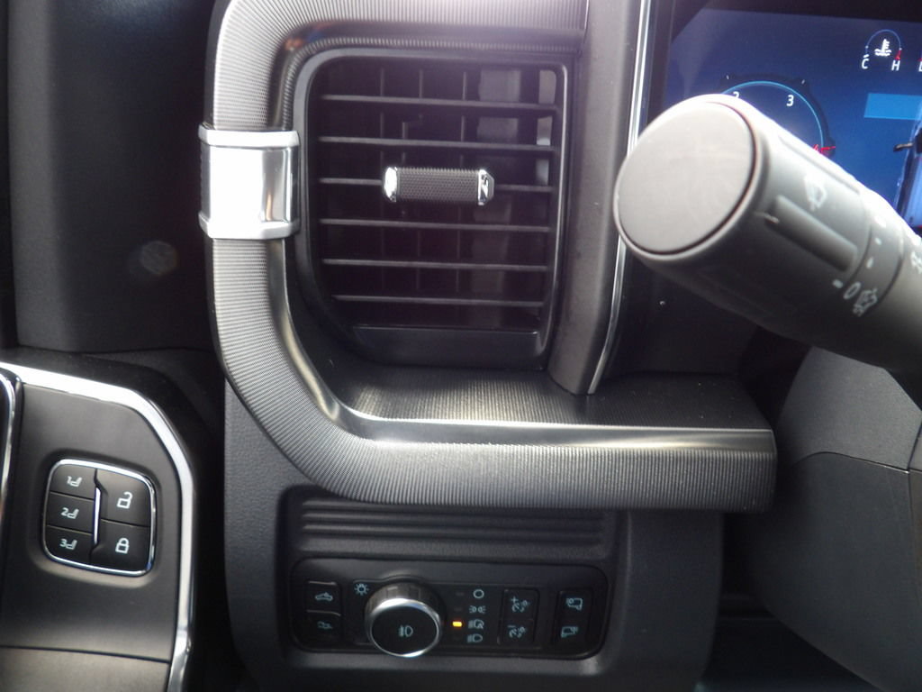 Used 2026 Ford F450 Platinum AWD/4WD image 20