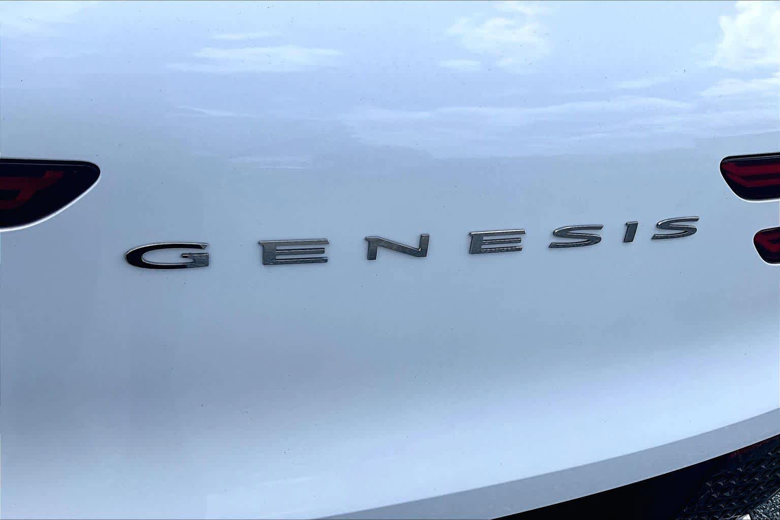 Used 2023 Genesis GV70 2.5T w/ Select Package AWD/4WD image 31