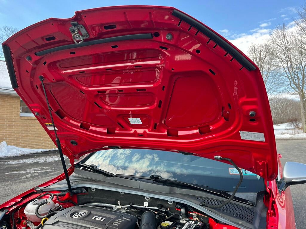 Used 2019 Volkswagen Golf Alltrack SE image 35