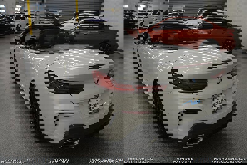 Used 2022 BMW 840i Convertible w/ Driving Assistance Package image 12