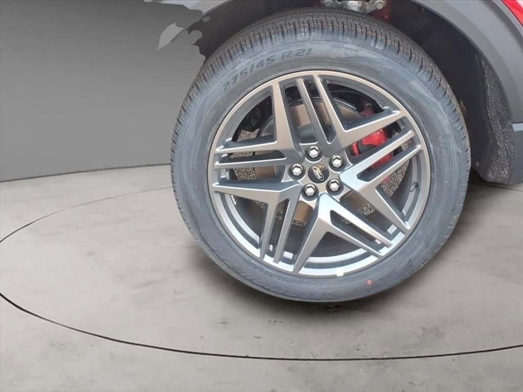 New 2026 Ford Explorer ST image 4