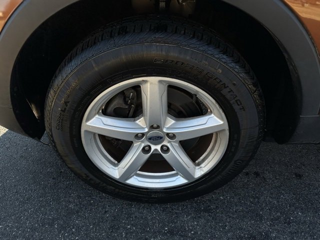 Used 2017 Ford Explorer XLT image 24