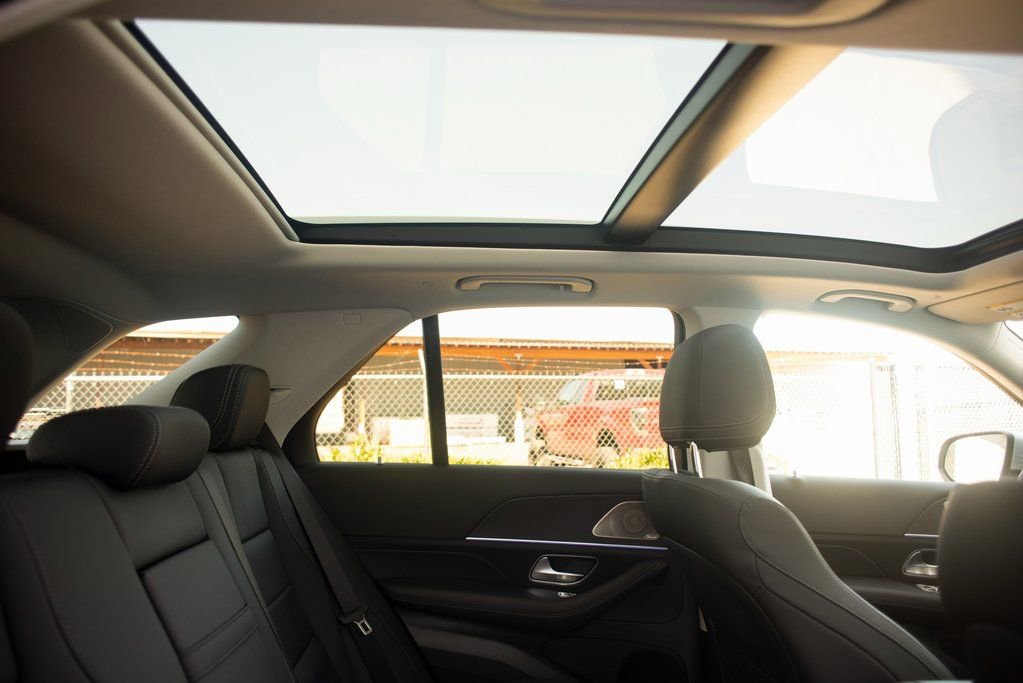 Used 2025 Mercedes-Benz GLE 350 4MATIC image 28