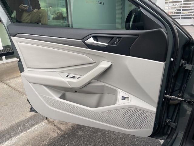 Used 2019 Volkswagen Jetta SEL image 11