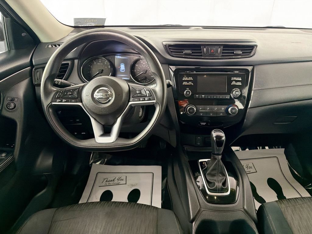 Used 2017 Nissan Rogue S FWD image 21