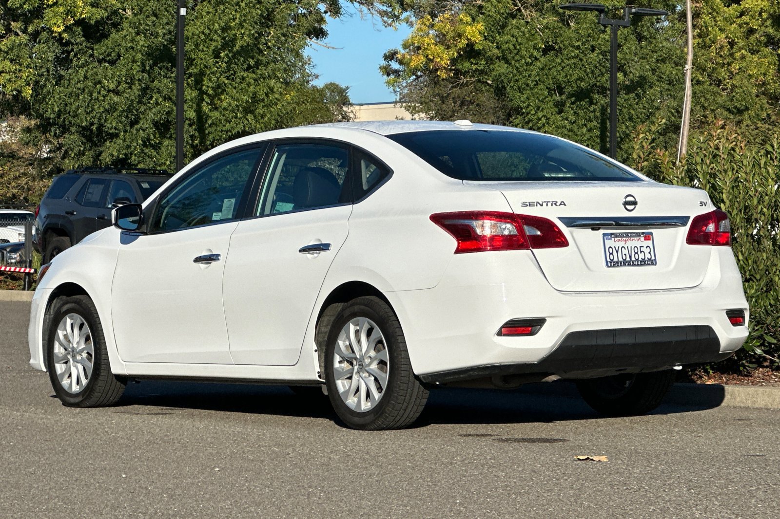 Used 2018 Nissan Sentra SV image 6