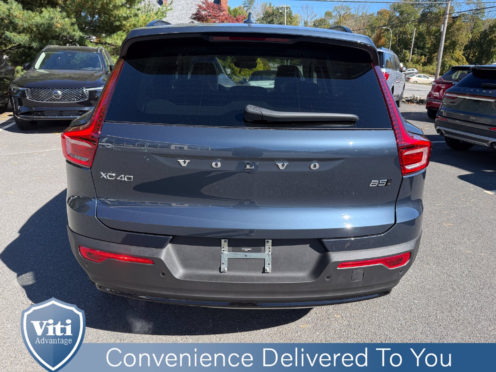 New 2026 Volvo XC40 B5 Plus w/ Protection Package Premier AWD/4WD image 7
