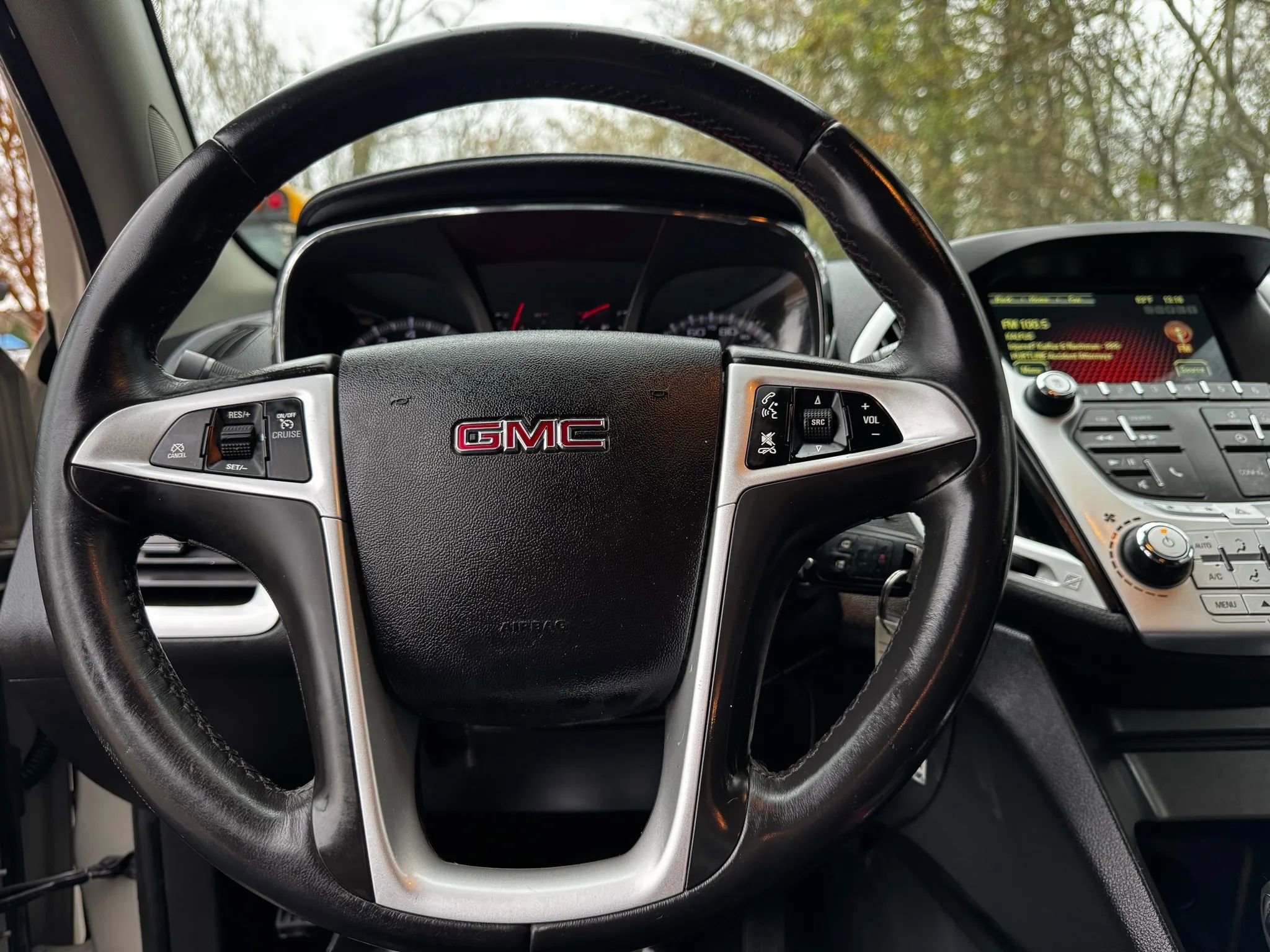 Used 2014 GMC Terrain SLE FWD image 16