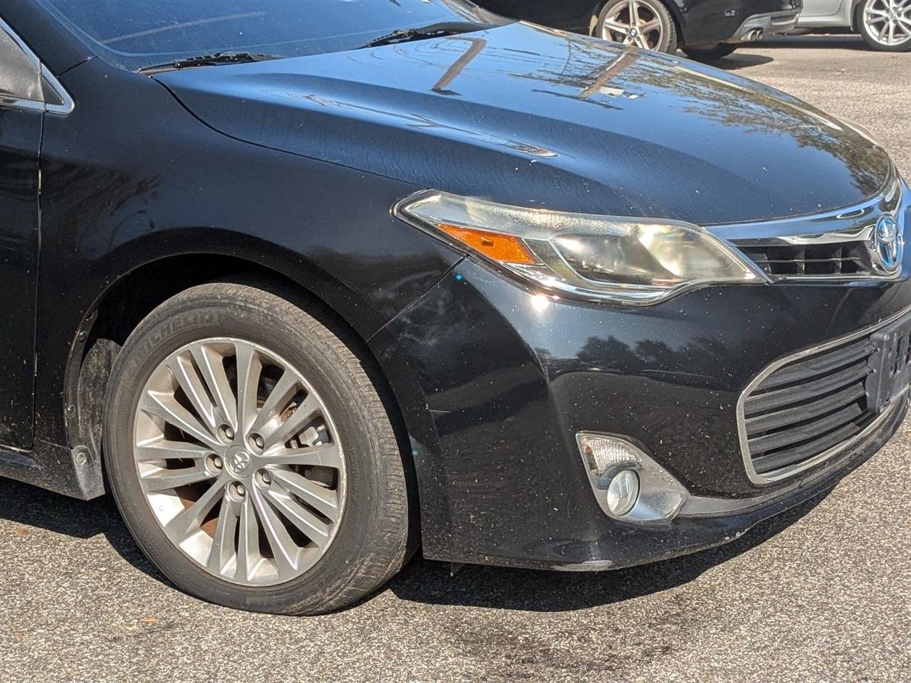 Used 2013 Toyota Avalon XLE Touring FWD image 10