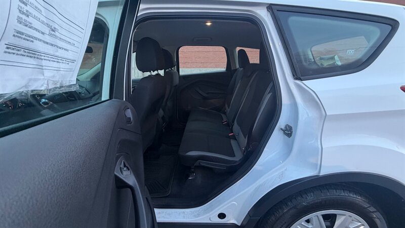 Used 2014 Ford Escape S FWD image 19