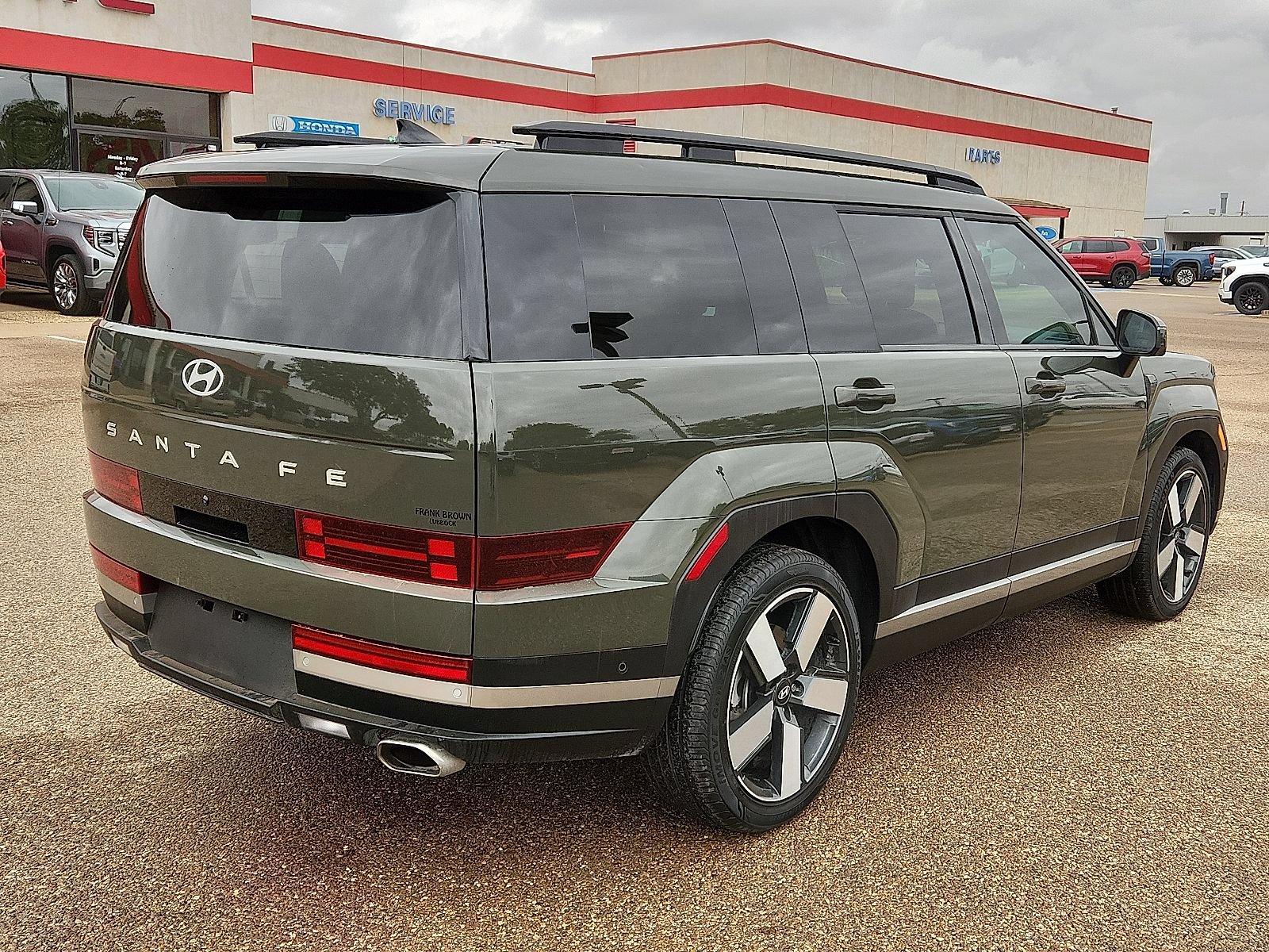 Used 2024 Hyundai Santa Fe Limited FWD image 4