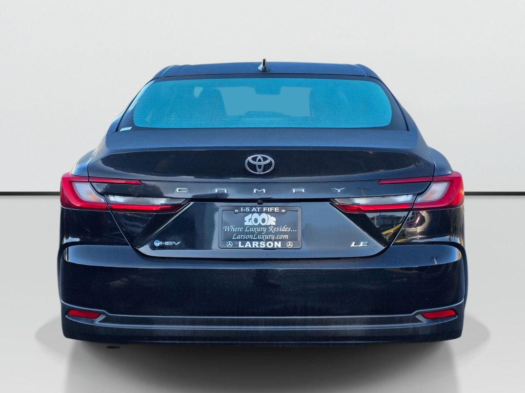 Used 2025 Toyota Camry LE FWD image 5