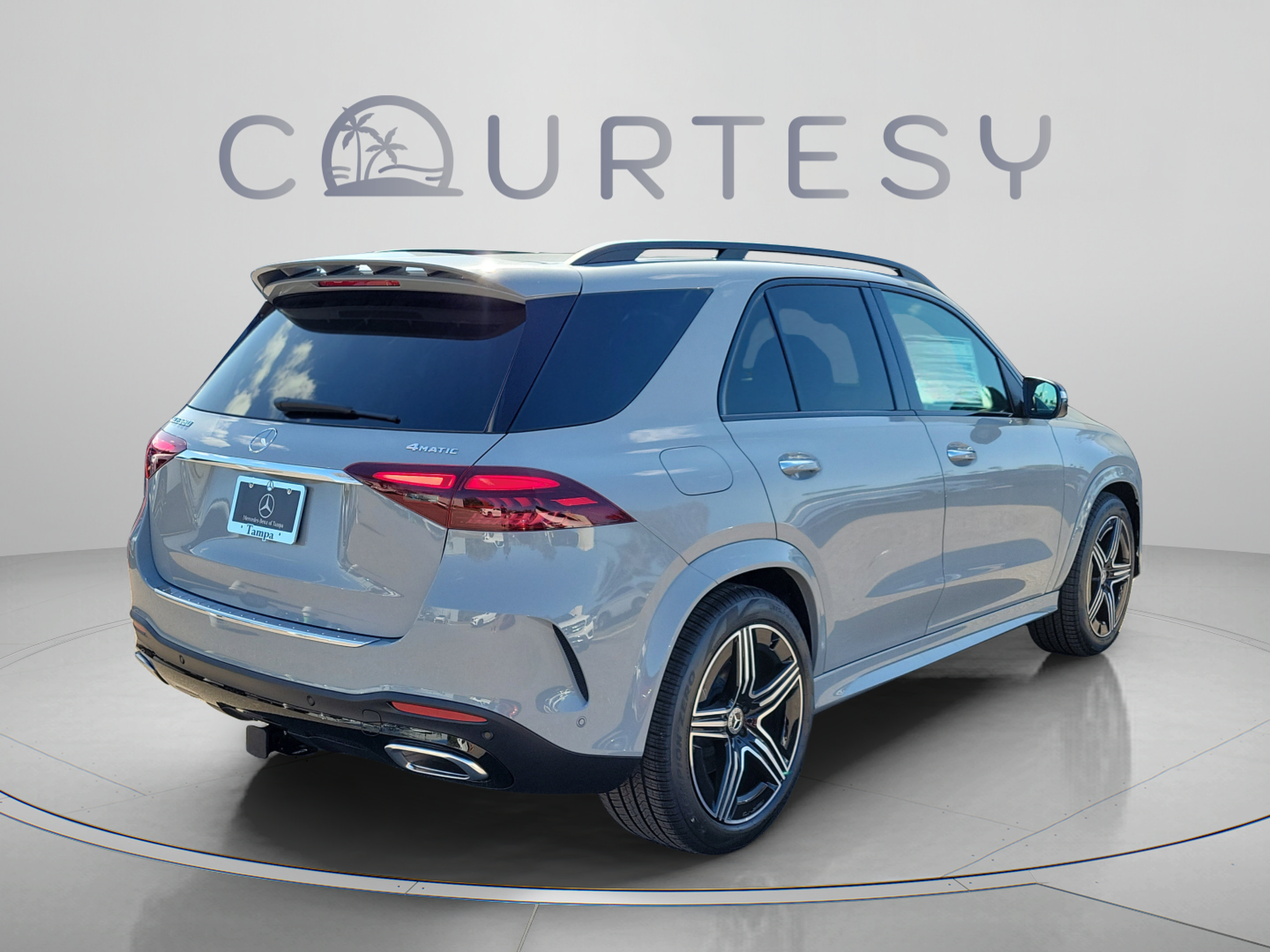 New 2026 Mercedes-Benz GLE 580 4MATIC image 4