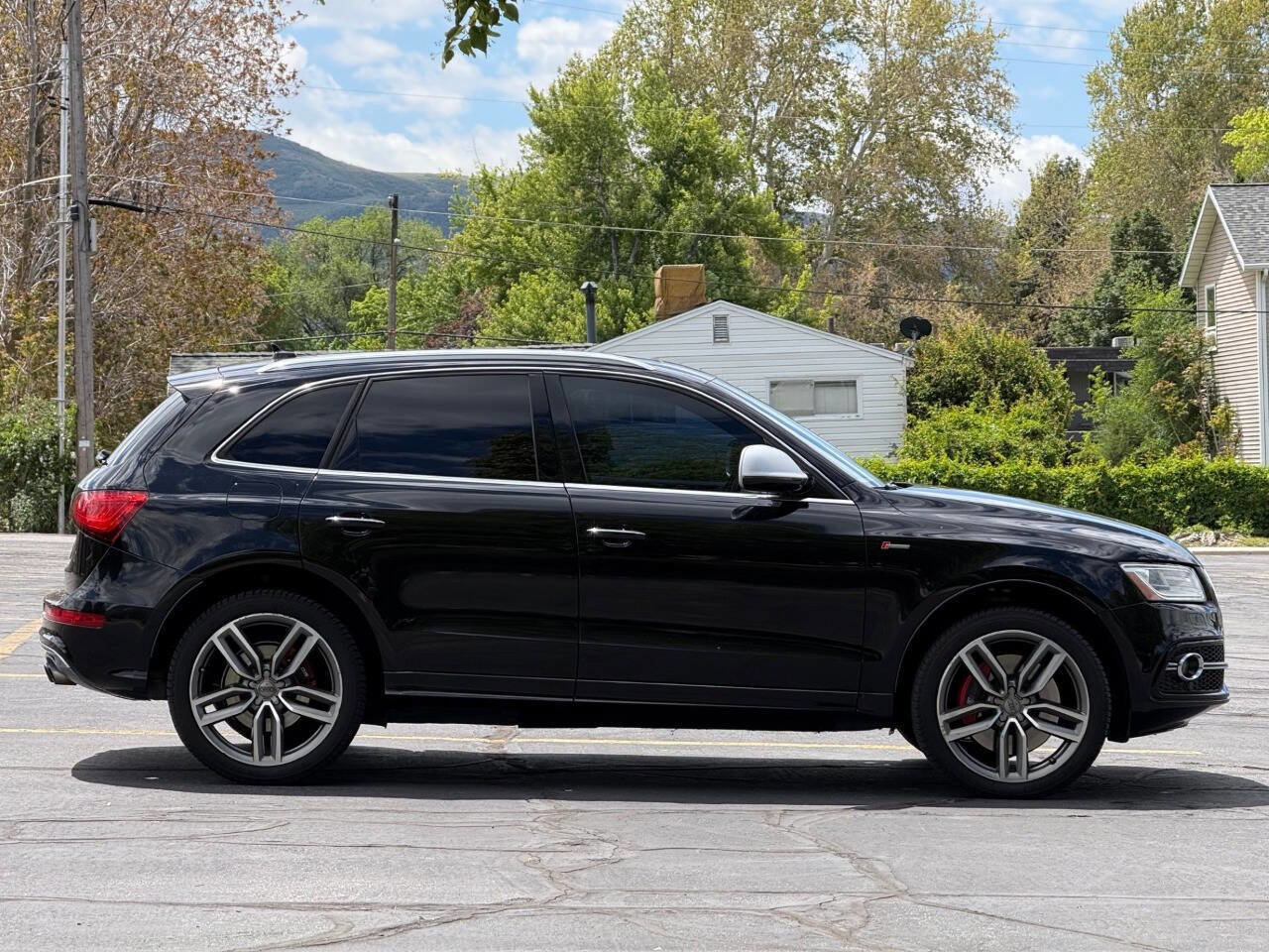 Used 2016 Audi SQ5 Premium Plus w/ Technology Package AWD/4WD image 4