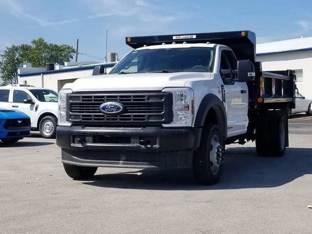 New 2025 Ford F550 4x4 Regular Cab Super Duty image 7