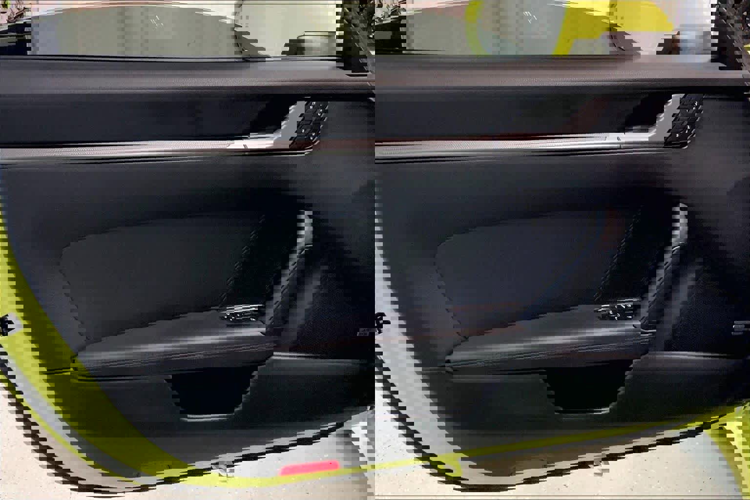 Used 2025 Porsche 911 Carrera image 21