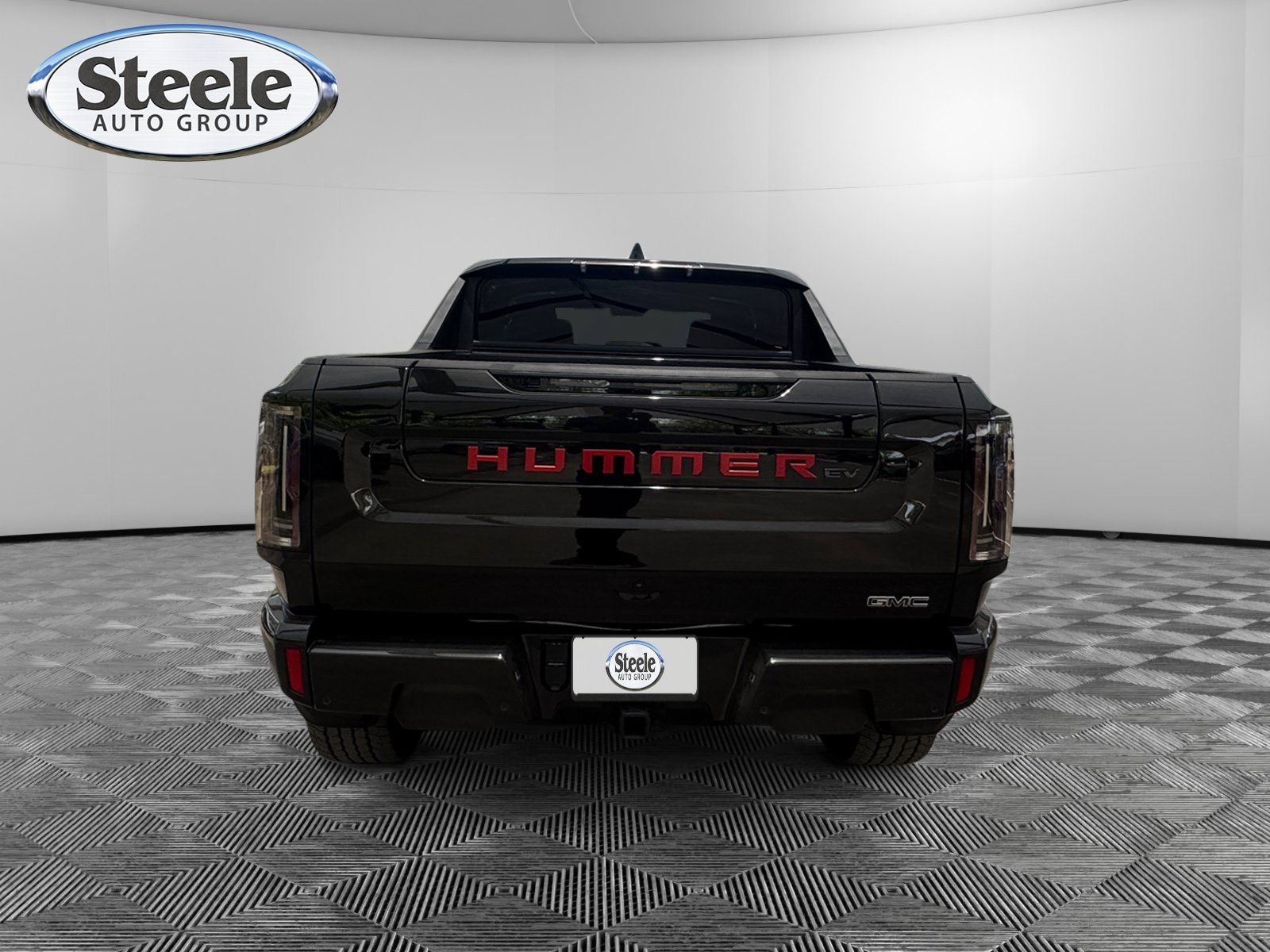 Certified 2025 GMC Hummer EV 3X w/ LPO, Sport Package AWD/4WD image 4