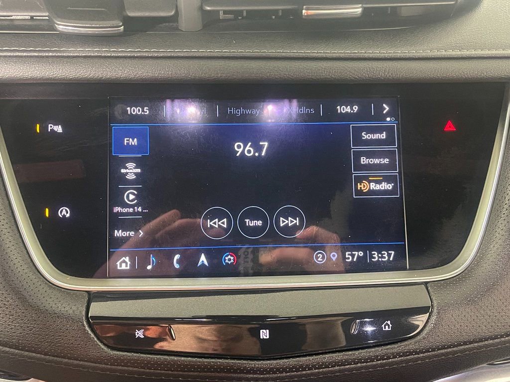 Used 2021 Cadillac XT5 Premium Luxury w/ LPO, Floor Liner Package image 19