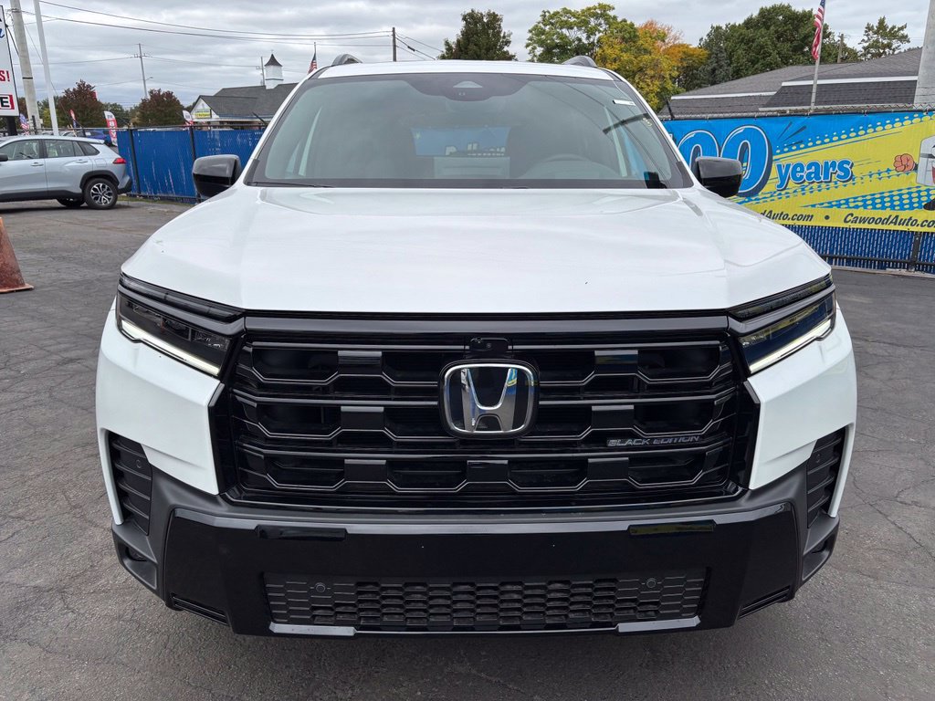 New 2026 Honda Pilot Black Edition image 9
